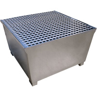 Ultra-IBC Spill Pallet en acier, Capacit&eacute; de d&eacute;versement 370 gal. US, 57,6" x 34,7" x 56,9" Mukwa Safety Services