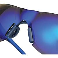 Lunettes de s&eacute;curit&eacute; Adapt Lite, Lentille Miroir bleu, Antibu&eacute;e/Anti-&eacute;gratignures, ANSI Z87+/R&eacute;pond ou surpasse la norme CSA Z94.3 Mukwa Safety Services