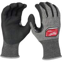Gants haute dext&eacute;rit&eacute; r&eacute;sistants &agrave; la coupe, Taille Petit, Calibre 18, Rev&ecirc;tement Nitrile, Enveloppe en Poly&eacute;thyl&egrave;ne, ANSI/ISEA 105 niveau 4/EN 388 niveau D Mukwa Safety Services