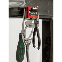 Crochets de suspension avec interrupteur, Longueur de 5-3/4", Diam&egrave;tre de 1-3/4", Capacit&eacute; de 35 lb Mukwa Safety Services