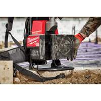 Ensemble vibrateur &agrave; b&eacute;ton &agrave; dos MX Fuel Mukwa Safety Services