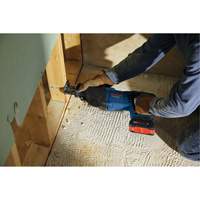 Scie alternative avec poign&eacute;e en D (outil seulement), 18 V, Lithium-ion Bloc-pile, 2700 coups/min Mukwa Safety Services