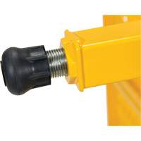Plate-forme ajustable Step-Mate, 1 marche(s), 23-1/2" la x 19-9/16" lo x 16-1/2" h, Capacit&eacute; 500 lb Mukwa Safety Services